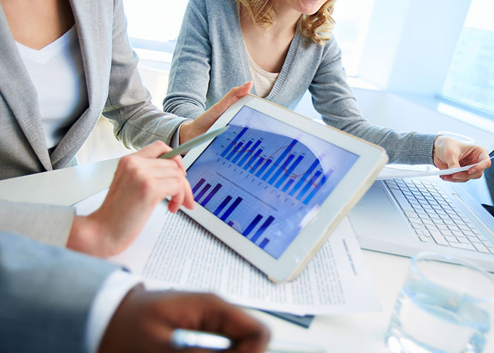 Karencja w spłacie kredytu. Co to jest i kiedy się opłaca?